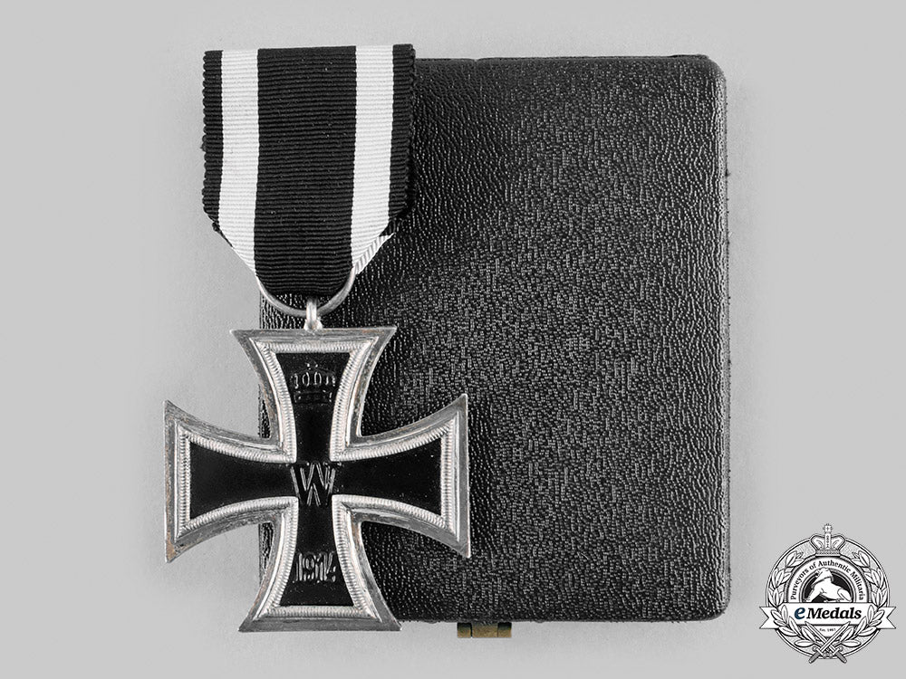 germany,_imperial._a1914_iron_cross_ii_class,_with_case_m20_169_emd5433_2