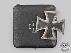 Germany, Wehrmacht. A 1939 Iron Cross I Class, With Case, By Rudolf Souval