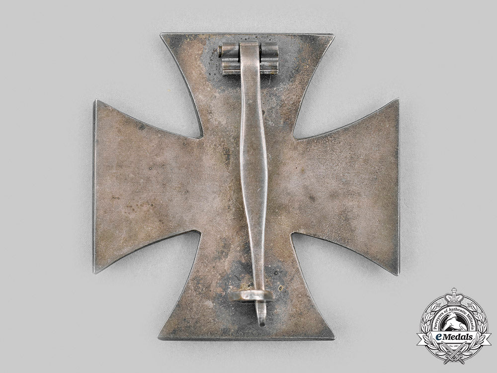 germany,_wehrmacht._a1939_iron_cross_i_class,_with_case,_by_rudolf_souval_m20_1718_mnc5636