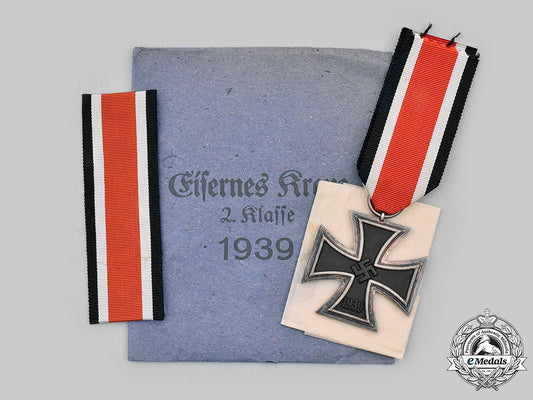 germany,_wehrmacht._a1939_iron_cross,_ii_class,_by_c.e._juncker_m20_1758_mnc5719_1