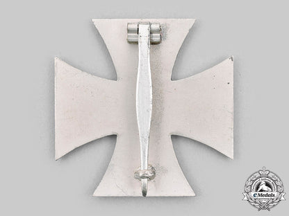 germany,_wehrmacht._a1939_iron_cross_i_class,_with_case,_by_wilhelm_deumer_m20_1769_mnc5743