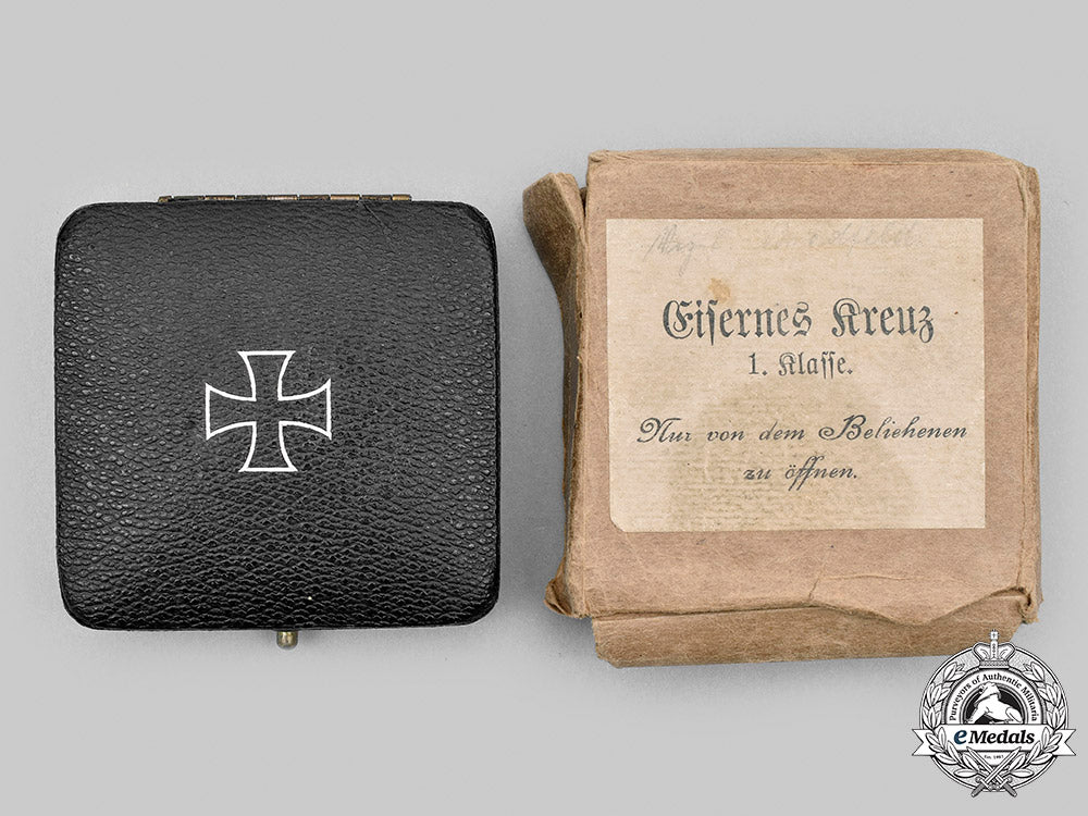germany,_wehrmacht._a1939_iron_cross_i_class,_with_case,_by_wilhelm_deumer_m20_1771_mnc5739
