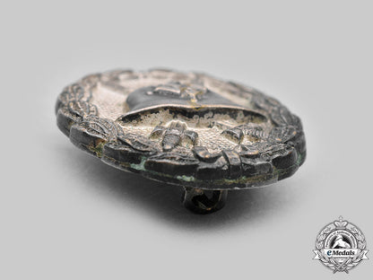 germany,_wehrmacht._a_silver_grade_wound_badge,_first_pattern,_with_case_m20_1805_mnc5847
