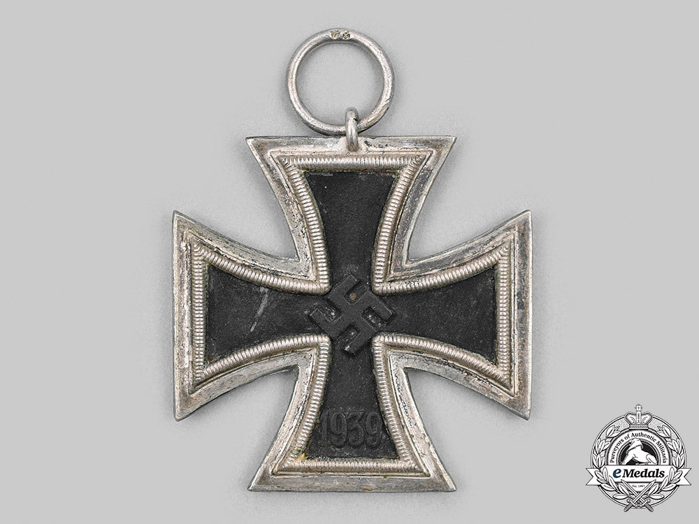 germany,_wehrmacht._a1939_iron_cross_ii_class,_by_arbeitsgemeinschaft_hanau_m20_1858_mnc6126_1