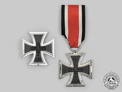 Germany, Federal Republic. A Pair Of 1939 Iron Crosses, 1957 Versions