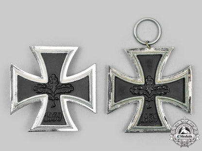 germany,_federal_republic._a_pair_of1939_iron_crosses,1957_versions_m20_1883_mnc6308