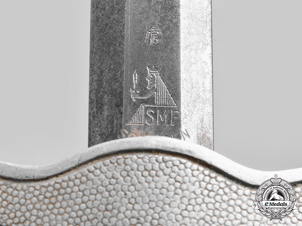 germany,_luftwaffe._a_reduced_size_dagger,_ii_pattern,_m1937_by_s.m.f._solingen_m20_189cbb_0063