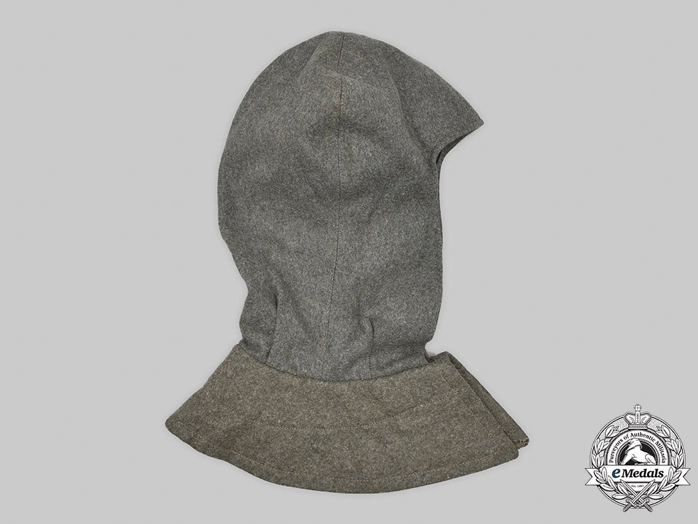 germany,_ss._a_removable_greatcoat_hood,6_th_ss_mountain_division_nord,_by_r.&_a._becker_m20_1908_mnc6379_1