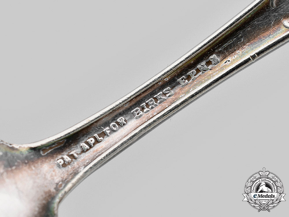 canada;_russia,_imperial._grand_duke_nicholas_collector_spoon_by_birks_of_montreal_m20_1966_mnc6671_1