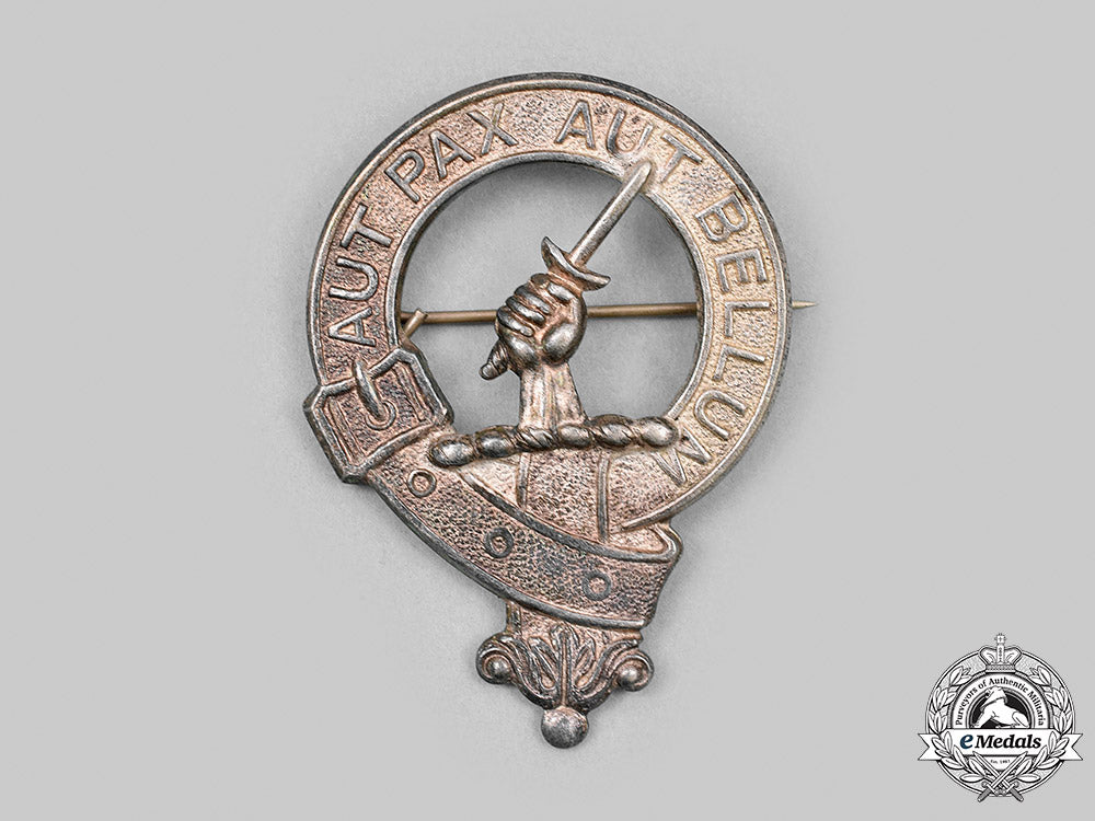 united_kingdom._a_silver_clan_gunn_badge_m20_1978_mnc6708_1