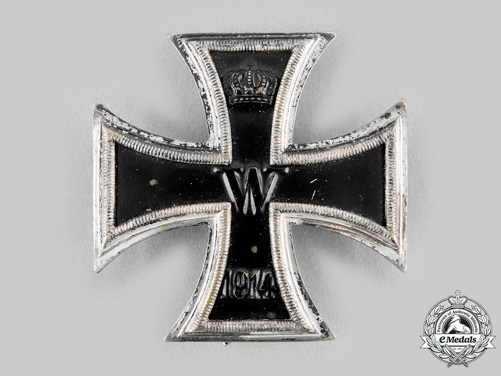germany,_imperial._a1914_iron_cross_i_class_with_document_to_leutnant_adam_gotz_m20_210_emd6366