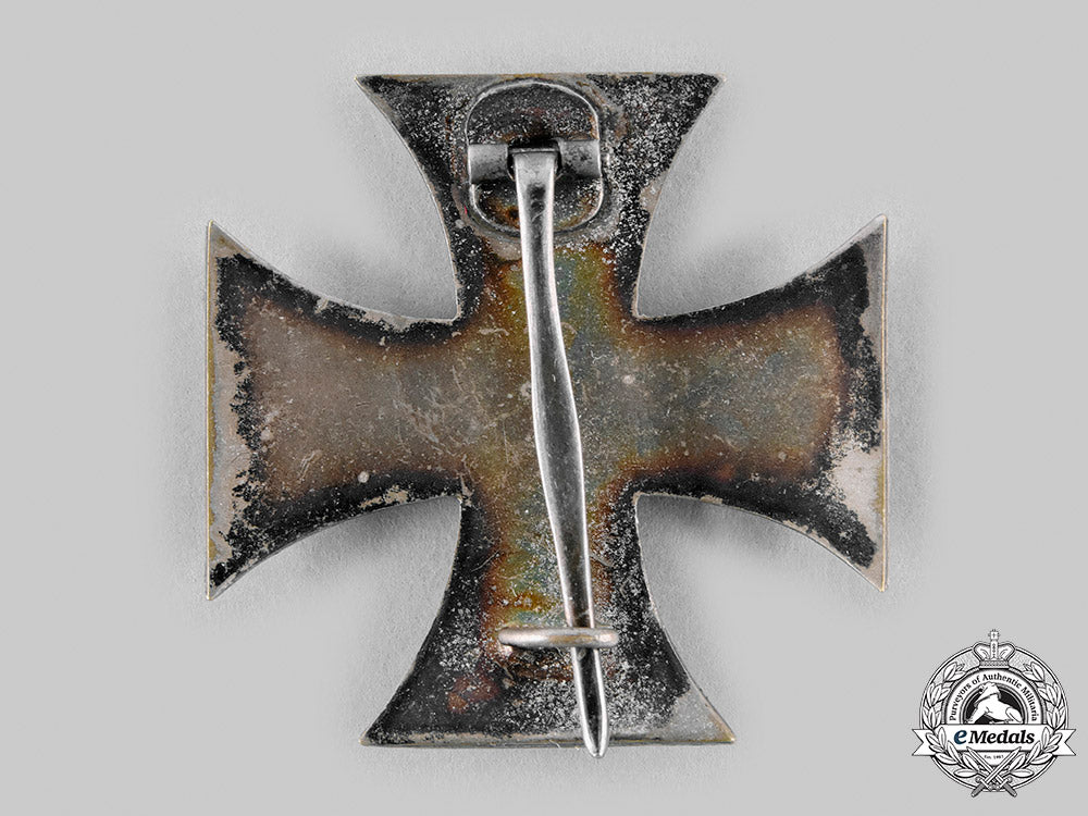 germany,_imperial._a1914_iron_cross_i_class_with_document_to_leutnant_adam_gotz_m20_211_emd6368