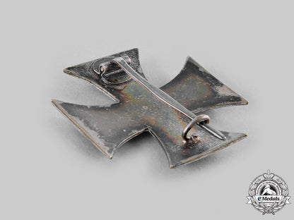 germany,_imperial._a1914_iron_cross_i_class_with_document_to_leutnant_adam_gotz_m20_213_emd6369