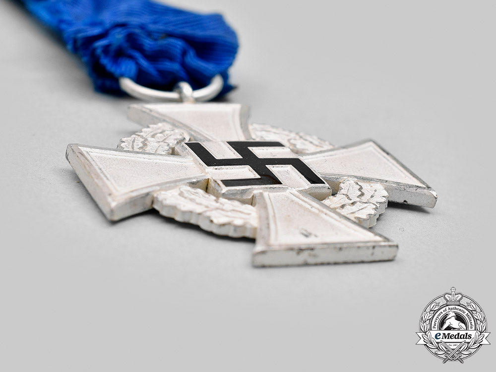 germany,_wehrmacht._a_lot_of_service_medals_m20_2190_mnc7301