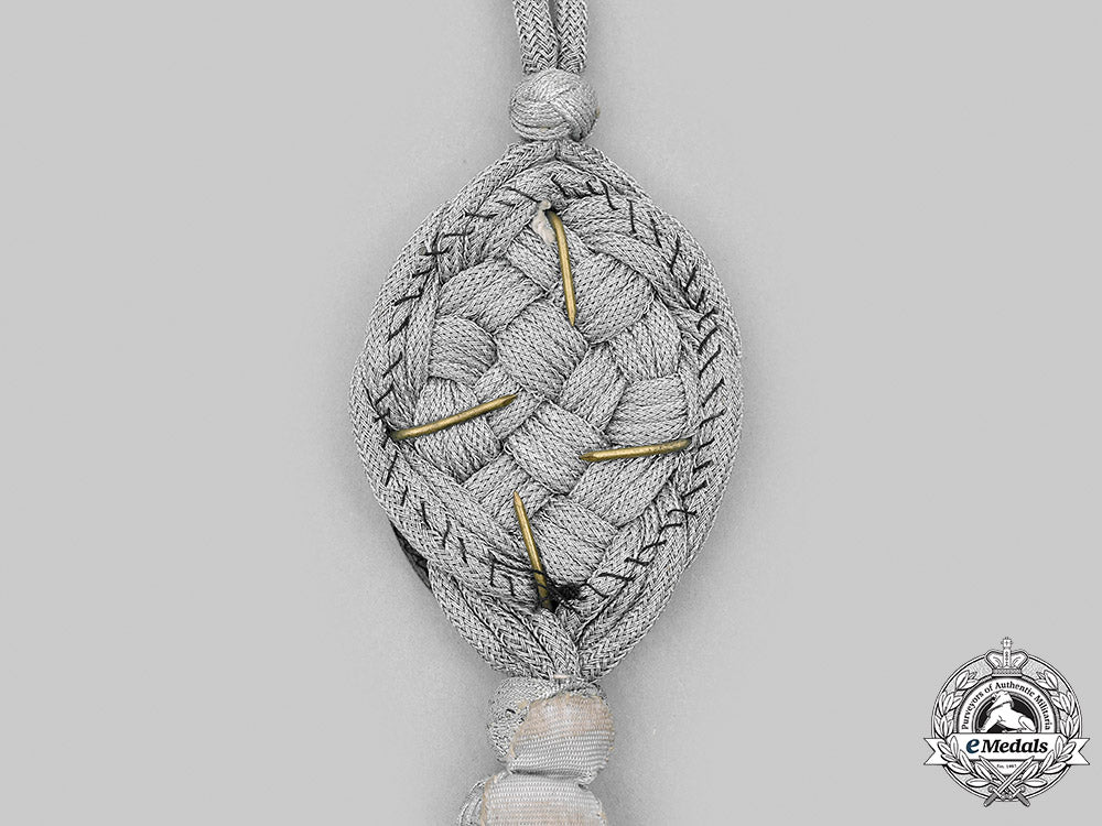germany,_heer._a_heer_marksmanship_lanyard,_grade_one_m20_2255_mnc8041_1