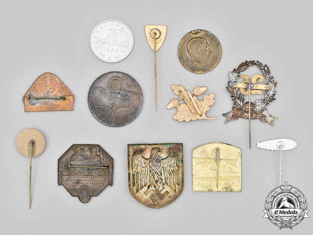 germany._a_lot_of_badges_and_stick_pins_m20_2269_mnc8184_1