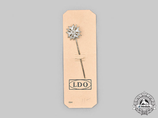 germany,_wehrmacht._a_spanish_cross_in_silver_with_swords_stickpin,_with_ldo_package,_by_wilhelm_deumer_m20_2345_mnc9959_1_1