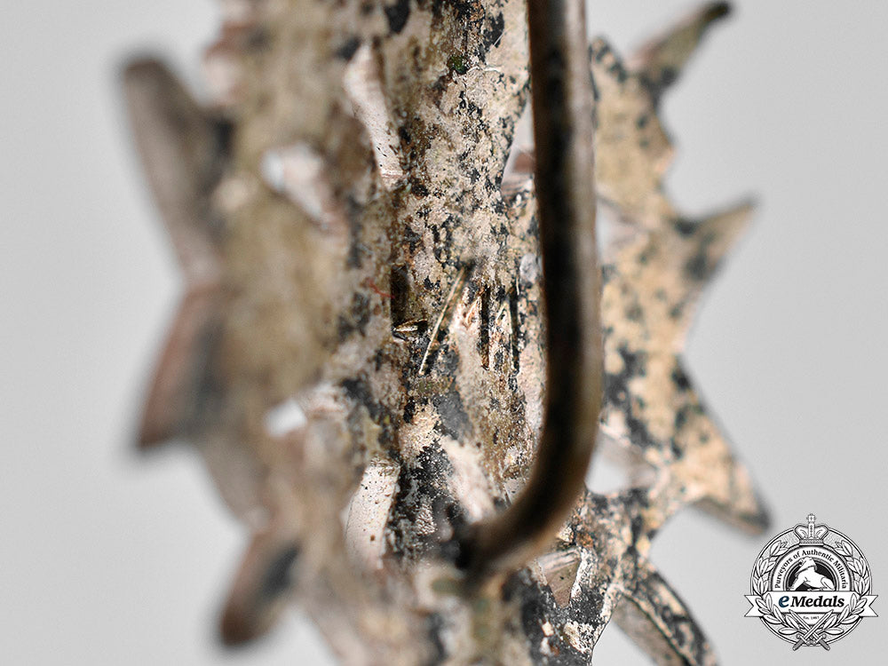 germany,_wehrmacht._a_spanish_cross_in_silver_with_swords_stickpin,_with_ldo_package,_by_wilhelm_deumer_m20_2349_mnc9976_1_1