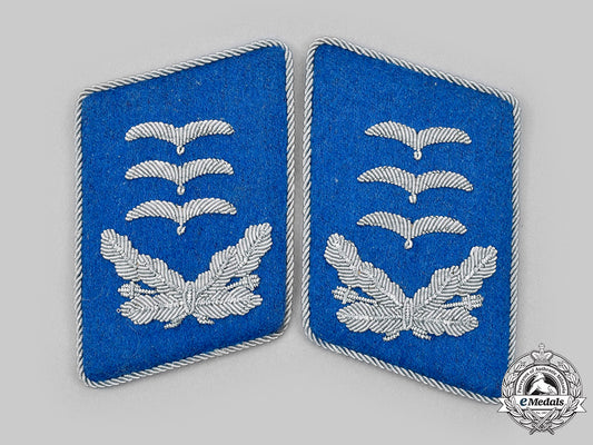 germany,_luftwaffe._a_set_of_transport_hauptmann_collar_tabs_m20_2432_mnc3001