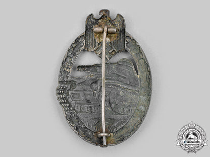 germany,_wehrmacht._a_panzer_assault_badge,_silver_grade_m20_2480_mnc2769