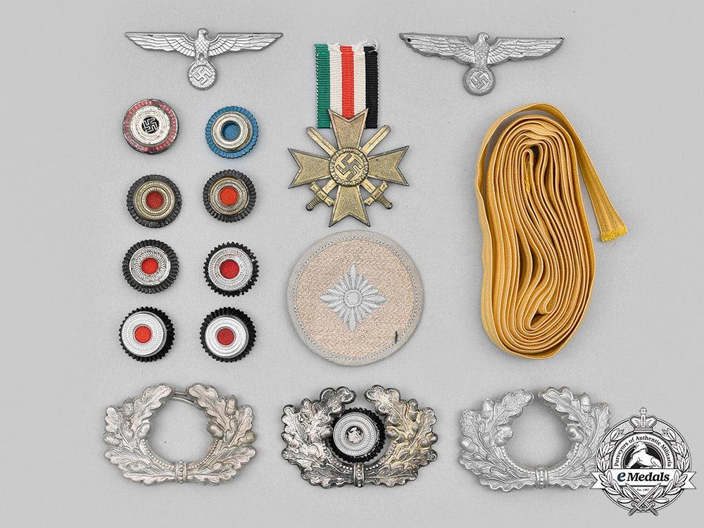 germany,_wehrmacht._a_mixed_lot_of_insignia_and_badges_m20_2512_mnc9725_1_1