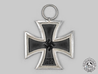 germany,_wehrmacht._a1939_iron_cross_ii_class,_with_case_m20_267_mnc4565_2
