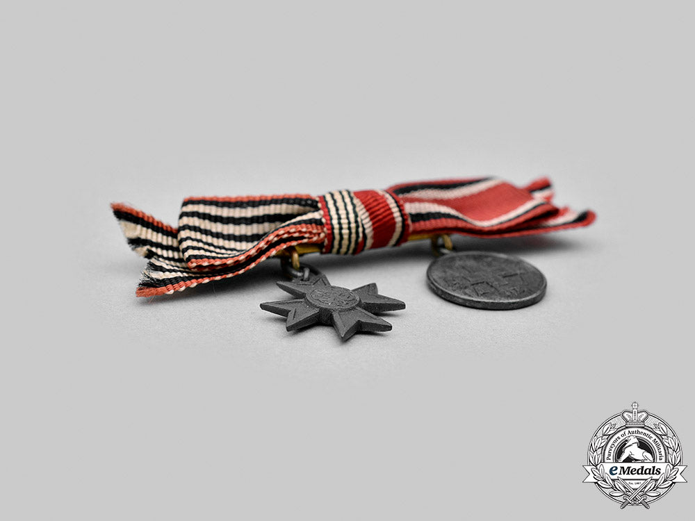 prussia,_kingdom._a_pair_of_miniature_medal_bars_m20_2913_mnc8838_1