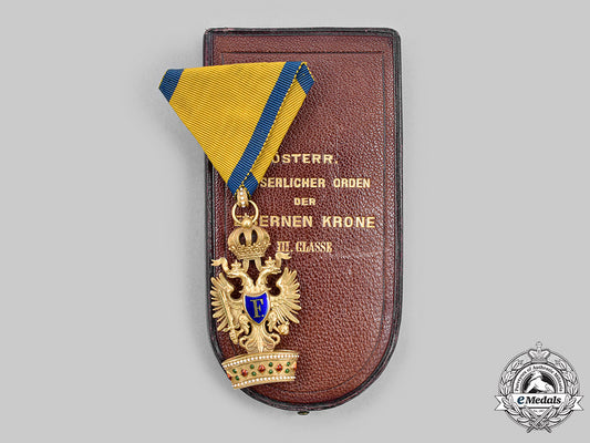 austria,_imperial._an_order_of_the_iron_crown,_iii_class_knight_in_gold,_by_rothe,_c.1910_m20_3004_mnc9308