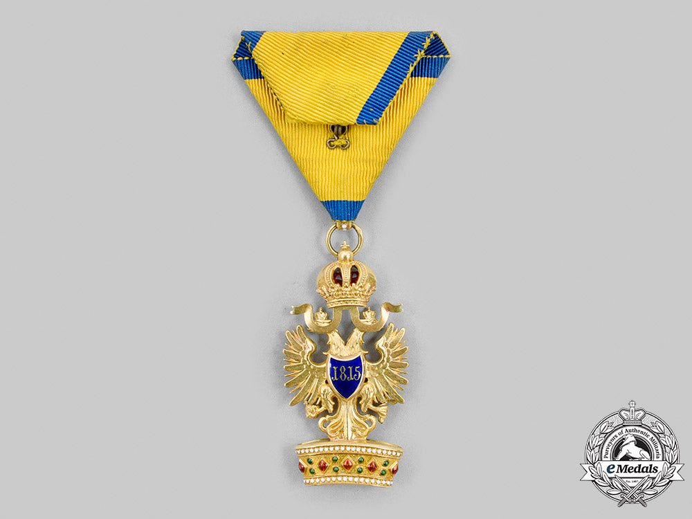 austria,_imperial._an_order_of_the_iron_crown,_iii_class_knight_in_gold,_by_rothe,_c.1910_m20_3006_mnc9325