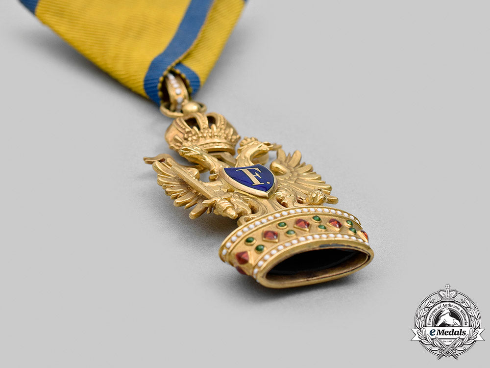 austria,_imperial._an_order_of_the_iron_crown,_iii_class_knight_in_gold,_by_rothe,_c.1910_m20_3007_mnc9327
