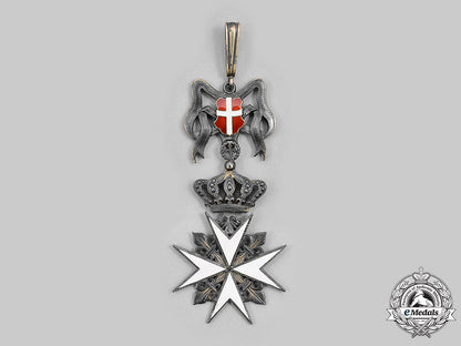austria,_imperial._an_order_of_the_knights_of_malta,_badge_of_knight_of_magistral_grace_of_the_grand_priorate_of_bohemia_m20_3025_mnc9376