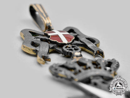 austria,_imperial._an_order_of_the_knights_of_malta,_badge_of_knight_of_magistral_grace_of_the_grand_priorate_of_bohemia_m20_3028_mnc9383