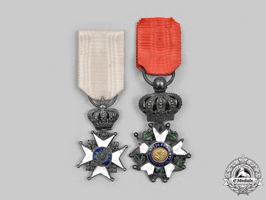 france,_historical._a_reduced_size_legion_of_honour_and_decoration_of_the_lily,_c.1830_m20_3030_mnc9385_1_1_1_1