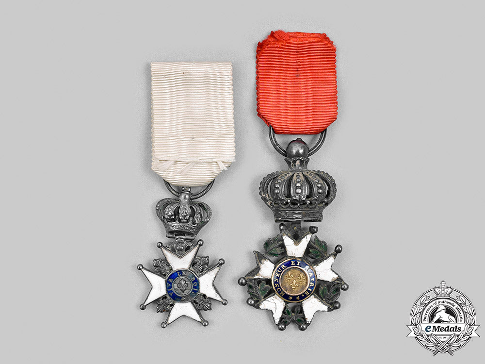 france,_historical._a_reduced_size_legion_of_honour_and_decoration_of_the_lily,_c.1830_m20_3031_mnc9387_1_1_1_1