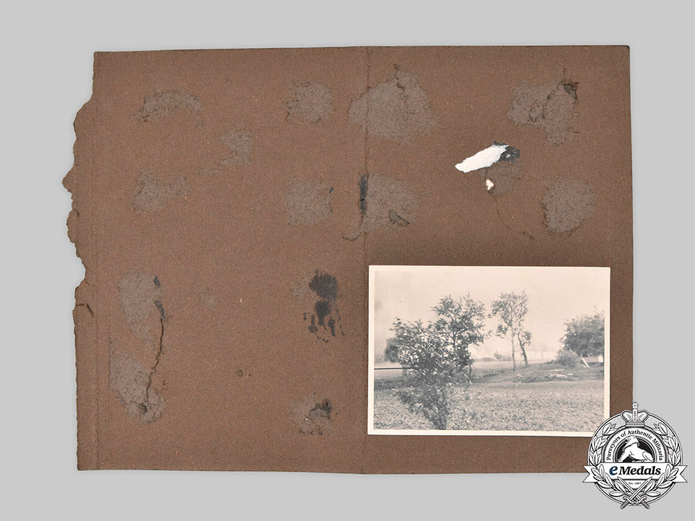 germany,_heer._a_lot_of_wartime_photos,_close_combat_clasp_in_gold_recipient_m20_3150_mnc9800