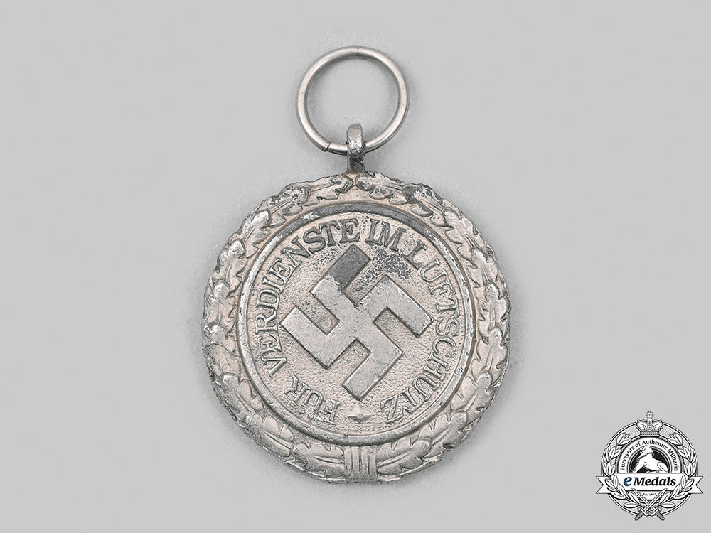 germany,_third_reich._an_air_defence_medal,_ii_class_m20_3169_mnc9835_1