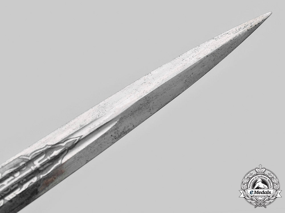 germany,_kriegsmarine._an_officer’s_dress_dagger,_by_carl_eickhorn_m20_3362_mnc1459
