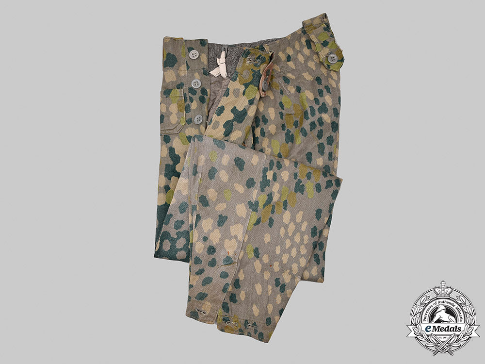 germany,_ss._a_pair_of_waffen-_ss_dot-_pattern_m44_camouflage_trousers_m20_3370_mnc1475_1_1_1_1_1_1_1