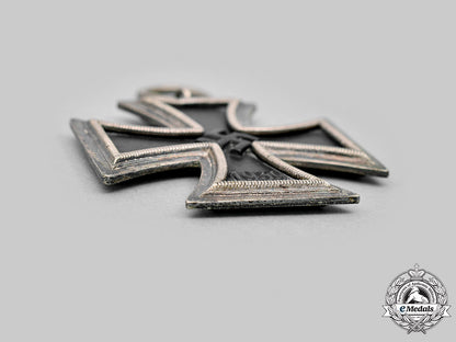 germany,_luftwaffe._an_iron_cross_second_class_and_award_document_to_unteroffizier_ernst_ulbrich_m20_3473_mnc2147-_1_