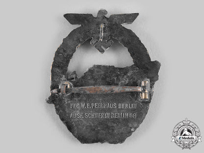 germany,_kriegsmarine._an_e-_boat_war_badge,_ii_pattern,_by_schwerin_m20_449_emd7663