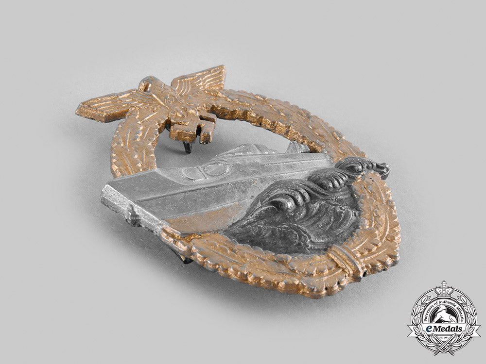 germany,_kriegsmarine._an_e-_boat_war_badge,_ii_pattern,_by_schwerin_m20_450_emd7666