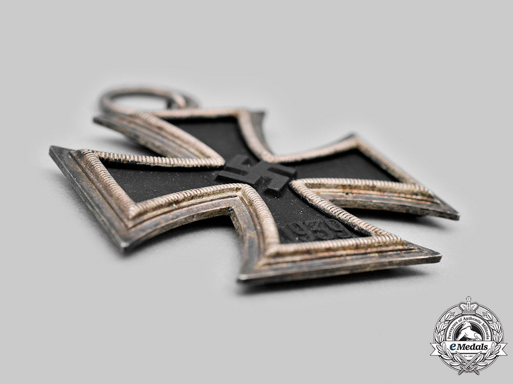 germany,_wehrmacht._a1939_iron_cross_ii_class,_by_klein&_quenzer_m20_482_mnc7417