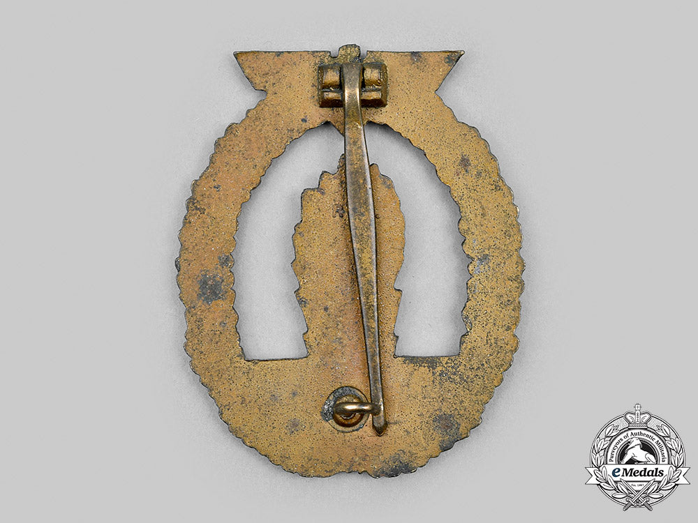 germany,_kriegsmarine._a_minesweeper_war_badge,_by_rudolf_karneth_m20_489_mnc7434_1