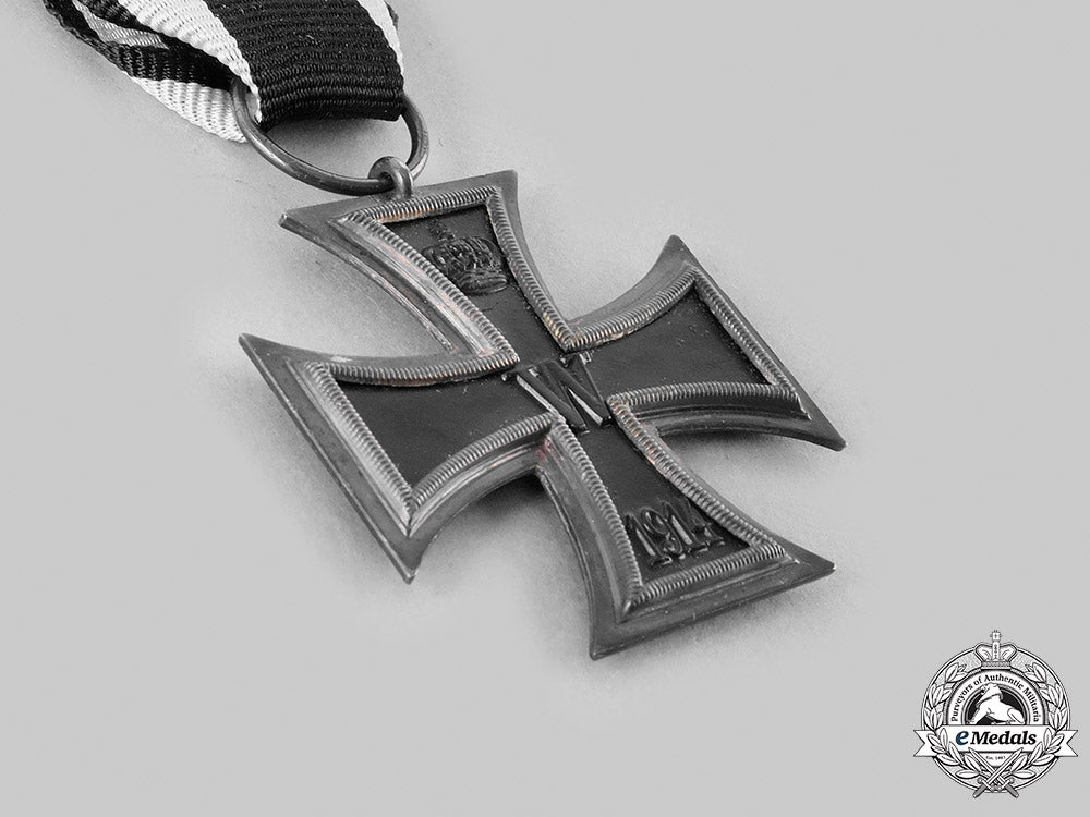 germany,_imperial._a1914_iron_cross_ii_class_with_document_to_oberstleutnant_and_commander_eberhard_kintzel_m20_624_emd6350
