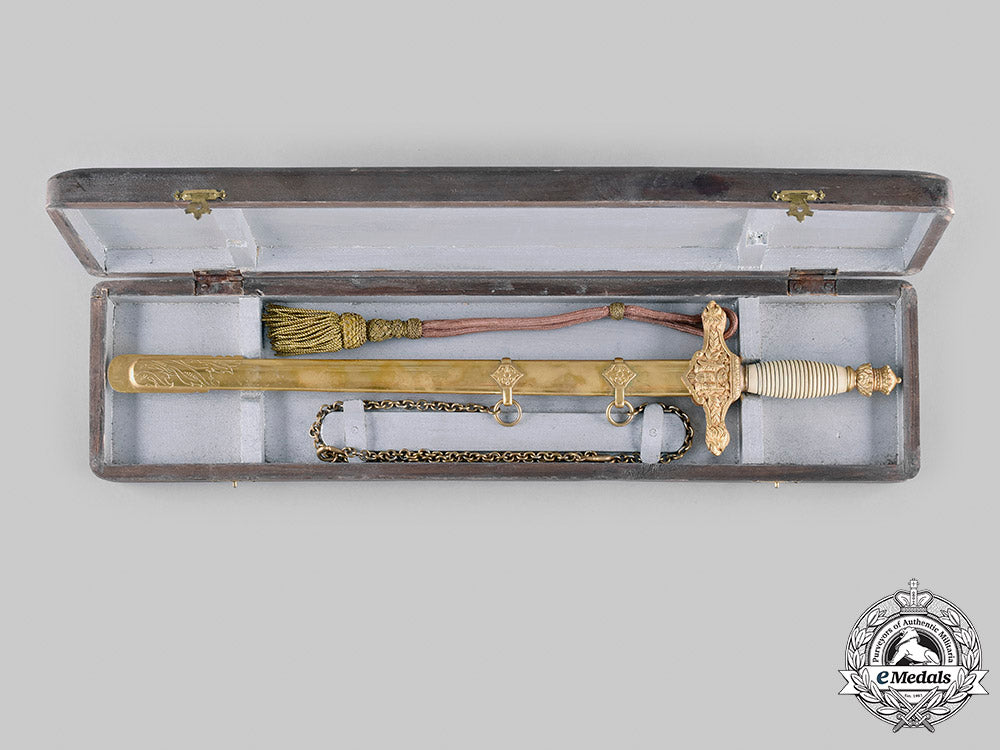 spain,_fascist_state._a_falange_army_officer's_dagger_with_case_m20_660_mnc1530