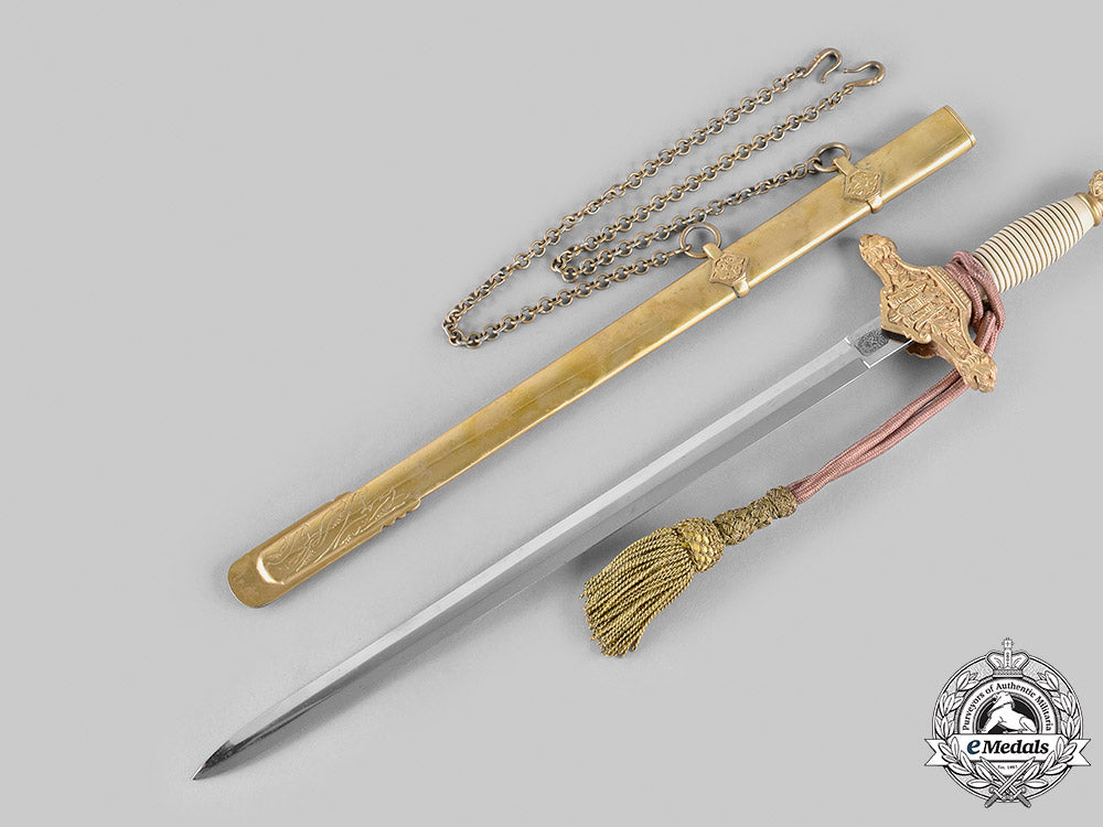 spain,_fascist_state._a_falange_army_officer's_dagger_with_case_m20_661_mnc1514