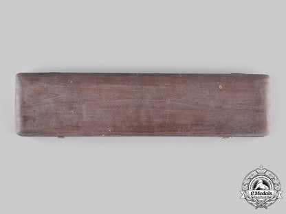 spain,_fascist_state._a_falange_army_officer's_dagger_with_case_m20_667_mnc1529