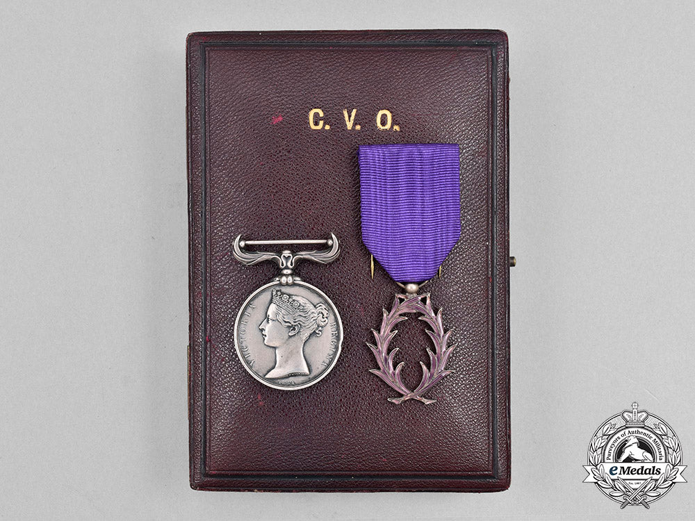 united_kingdom._a_lot_containing_a_crimea_medal,_french_order_of_academic_palms,_knight_and_royal_victorian_order_case_m20_681_mnc7967_1