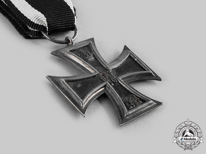 germany,_imperial._a1914_iron_cross_ii_class_by_wagner_with_award_document_to_unteroffizier_d._r._nokel_m20_712_emd6261-_1__1