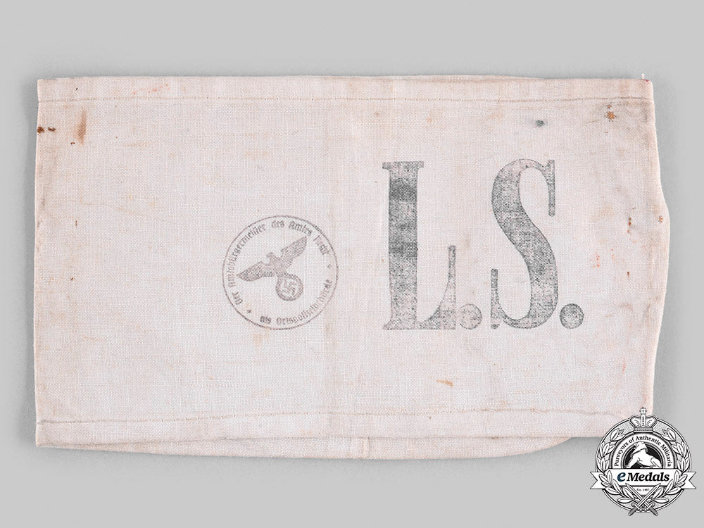 germany,_third_reich._a_luftschutz_worker’s_armband_m20_751_emd8822